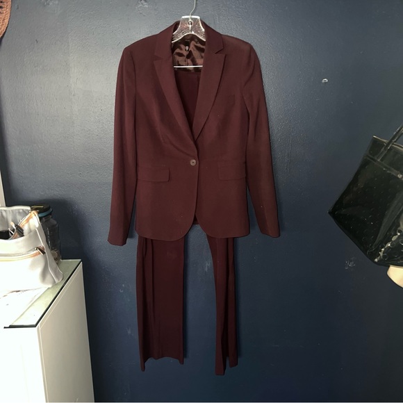 Victoria Secret Christie Fit seasonless stretch Jacket and pants - Picture 8 of 8